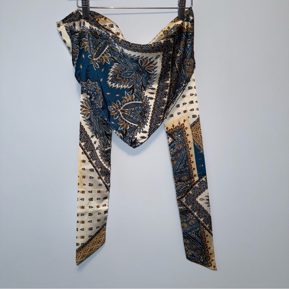Sleeveless Bohemian Paisley Scarf Top (Teal) - Picture 5 of 7